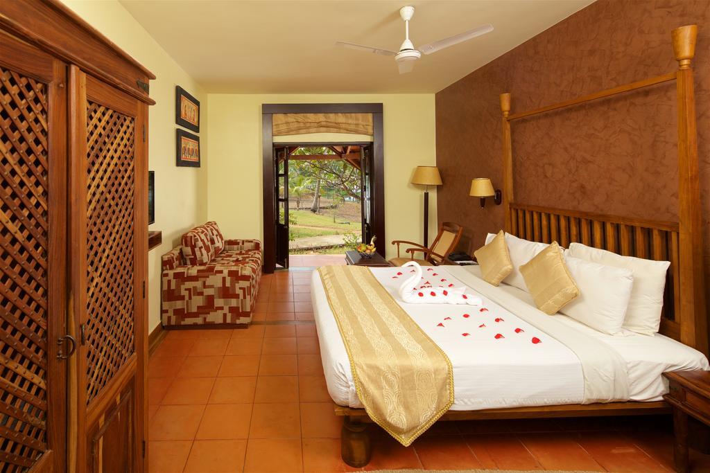 Poovar Island Resort Extérieur photo