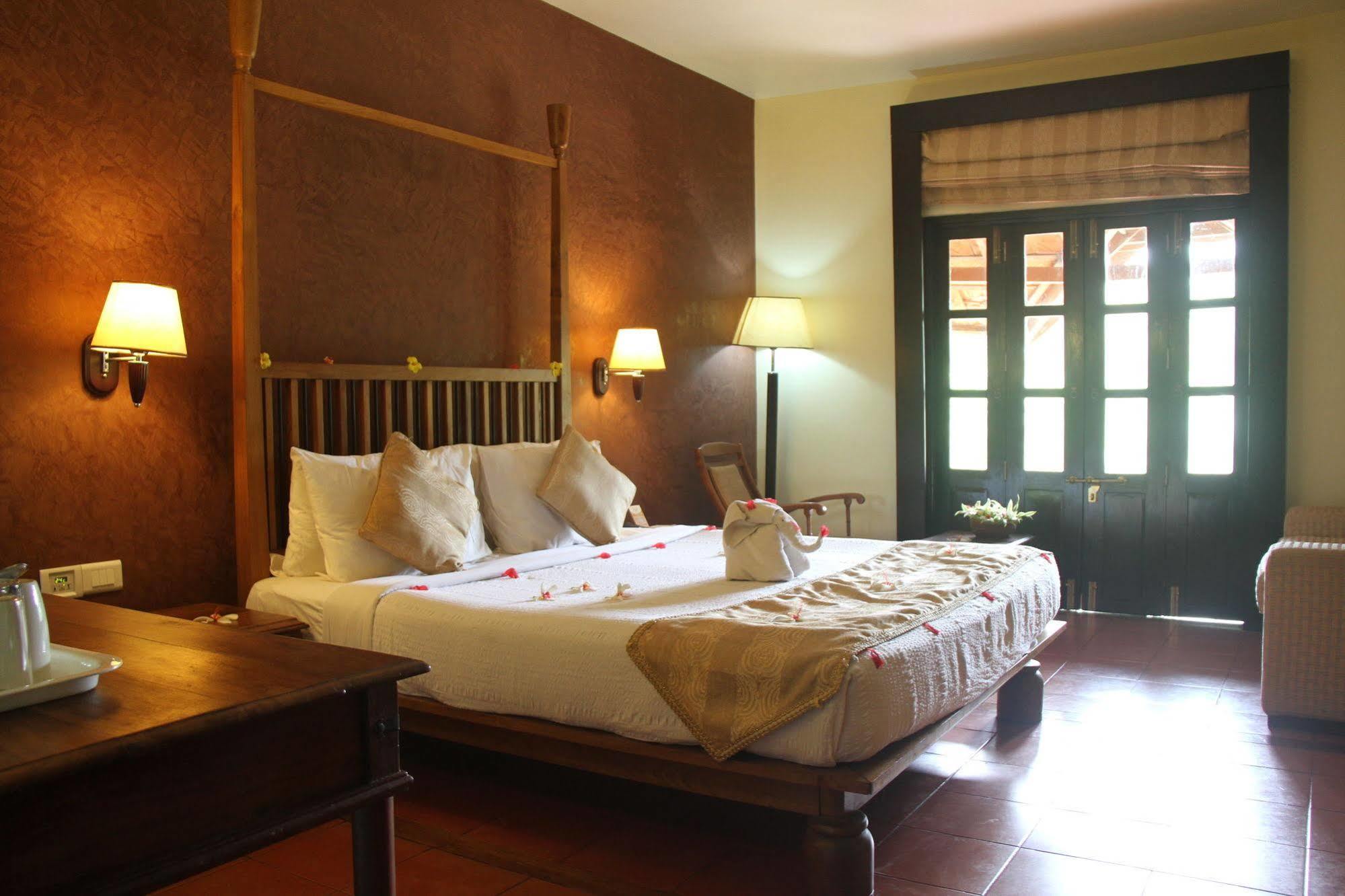 Poovar Island Resort Extérieur photo