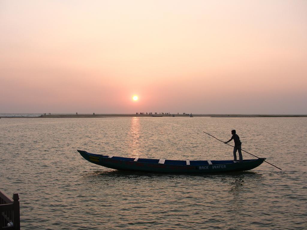 Poovar Island Resort Extérieur photo